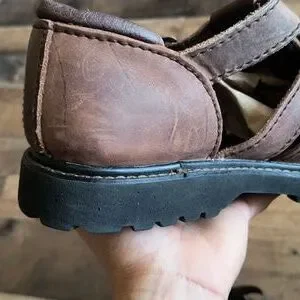 Skechers | Shoes | Sketchers Leather Closed Toe Brown  display picture 3